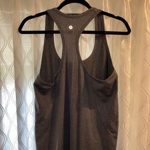 Lululemon swiftly mesh logo tank size 10